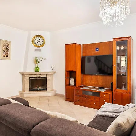 Krishan - Private Pool بيت للعطل