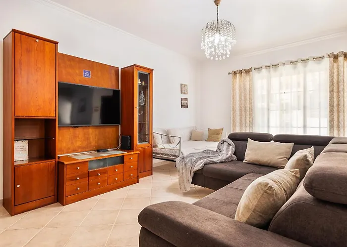 Krishan - Private Pool بيت للعطل