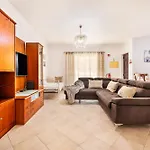 Будинок відпочинку Krishan - Private Pool *